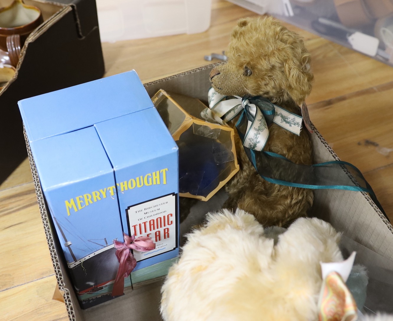 Ten assorted modern limited edition Merrythought and others